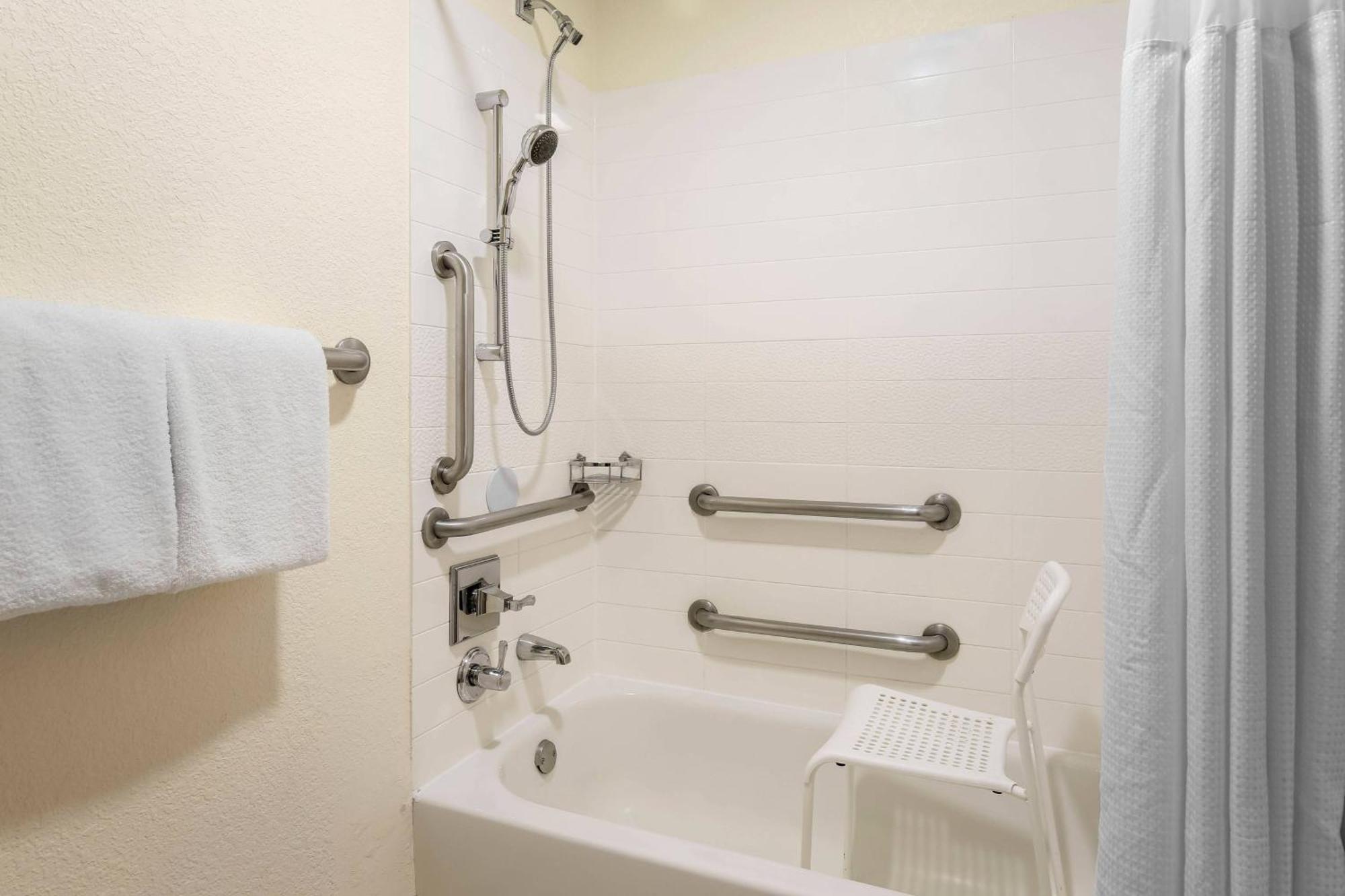 Fairfield Inn And Suites By Marriott Tampa Brandon Ngoại thất bức ảnh