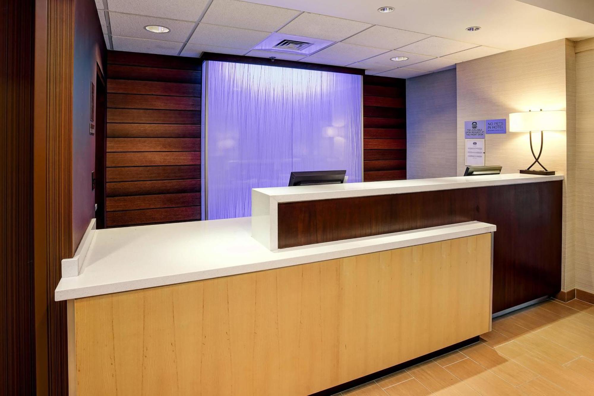 Fairfield Inn And Suites By Marriott Tampa Brandon Ngoại thất bức ảnh